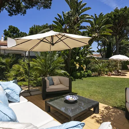Villa Sunny With Pool By Homing *